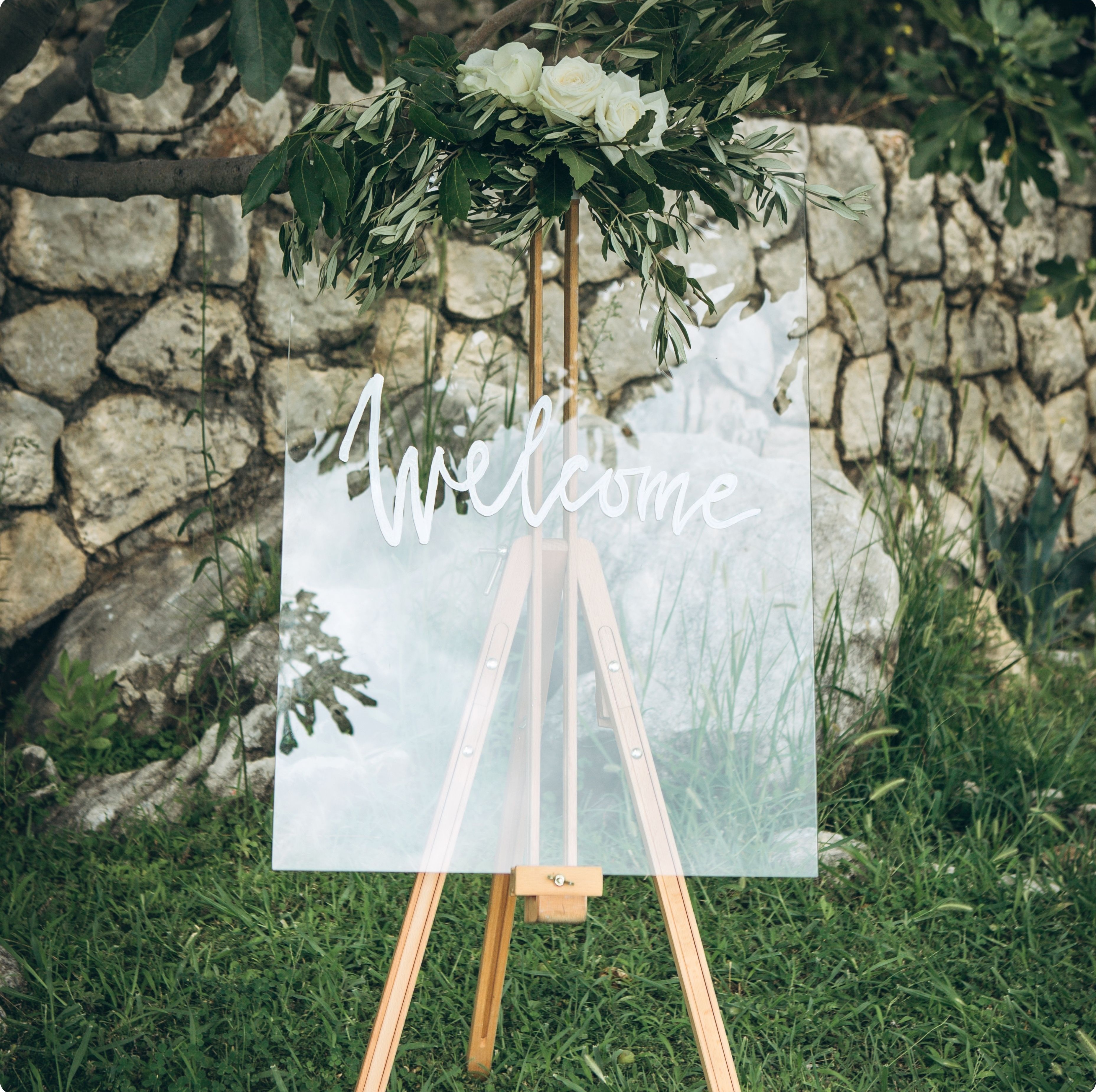 Panneaux de bienvenue en plexiglass